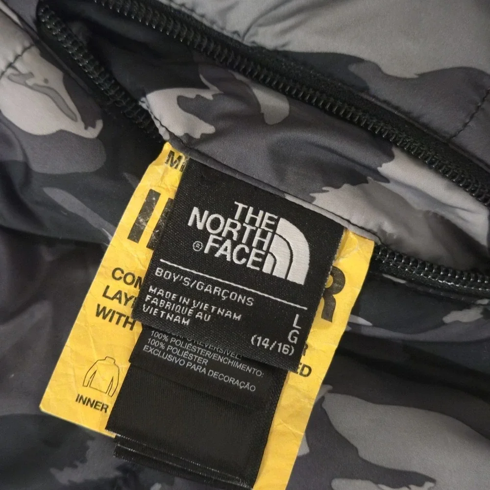 The North Face Boys Camo Reversible Fleece Puffer Jacket Size L (14/16)